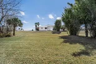 1079 Lock Ln, Moore Haven, FL 33471 - Photo 37