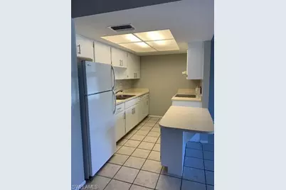 309 SW 3rd Pl #107, Cape Coral, FL 33991 - Photo 11