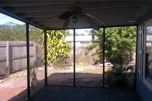 2181 Brandon St, Fort Myers, FL 33907 - Photo 15