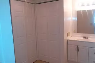 2181 Brandon St, Fort Myers, FL 33907 - Photo 5