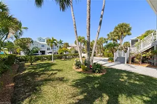 1360 Jamaica Dr, Sanibel, FL 33957 - Photo 23