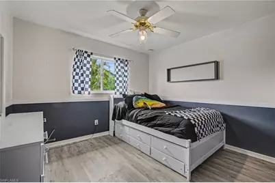 2706 SW 3rd Pl, Cape Coral, FL 33914 - Photo 17