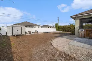 2706 SW 3rd Pl, Cape Coral, FL 33914 - Photo 25