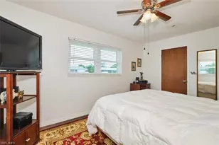 1505 Markdale St E, Lehigh Acres, FL 33936 - Photo 23