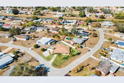 15 Willow St, Lehigh Acres, FL 33936 - Photo 31