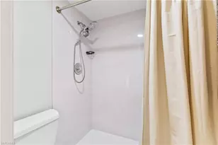 5258 Cedarbend Dr, Fort Myers, FL 33919 - Photo 19