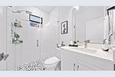 328 Tropicana Pkwy E, Cape Coral, FL 33909 - Photo 21