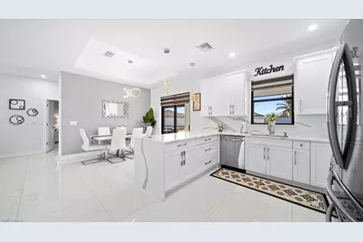 328 Tropicana Pkwy E, Cape Coral, FL 33909 - Photo 9