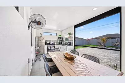 328 Tropicana Pkwy E, Cape Coral, FL 33909 - Photo 23