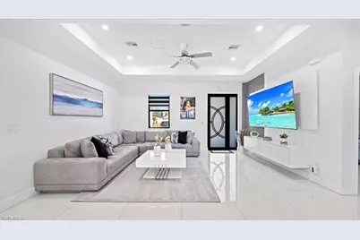 328 Tropicana Pkwy E, Cape Coral, FL 33909 - Photo 5