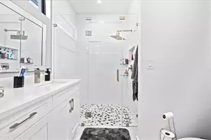 328 Tropicana Pkwy E, Cape Coral, FL 33909 - Photo 17