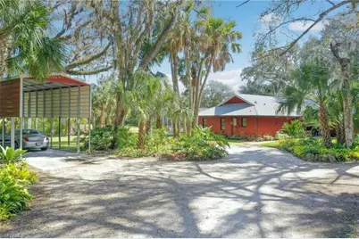 4601 Orange River Loop Rd, Fort Myers, FL 33905 - Photo 3