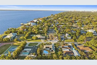 1312 Jambalana Ln, Fort Myers, FL 33901 - Photo 3