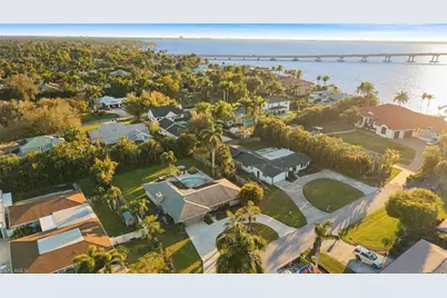 1312 Jambalana Ln, Fort Myers, FL 33901 - Photo 31