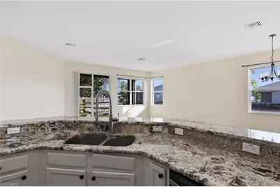 1921 NW 20th St, Cape Coral, FL 33993 - Photo 15