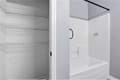 1921 NW 20th St, Cape Coral, FL 33993 - Photo 21