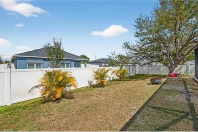 113 NW 14th St, Cape Coral, FL 33993 - Photo 25