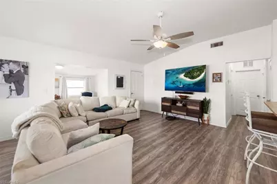 243 Lakeview Dr, North Fort Myers, FL 33917 - Photo 5