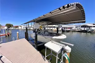 3098 Sloop Ln, Saint James City, FL 33956 - Photo 35