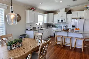 3098 Sloop Ln, Saint James City, FL 33956 - Photo 7