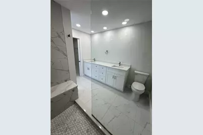 11232 San Sebastian Ln, Bonita Springs, FL 34135 - Photo 33