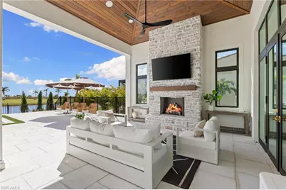 898 W Cape Estates Cir, Cape Coral, FL 33993 - Photo 13