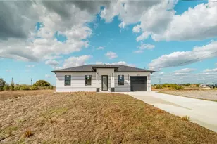 217 Pembroke St, Lehigh Acres, FL 33974 - Photo 19