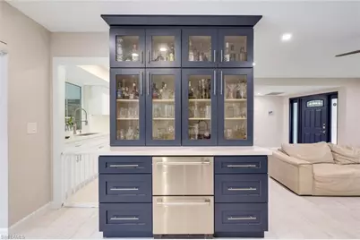 419 Pinecrest Ct, Cape Coral, FL 33904 - Photo 19