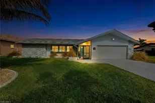 419 Pinecrest Ct, Cape Coral, FL 33904 - Photo 3