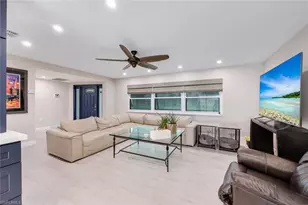 419 Pinecrest Ct, Cape Coral, FL 33904 - Photo 11