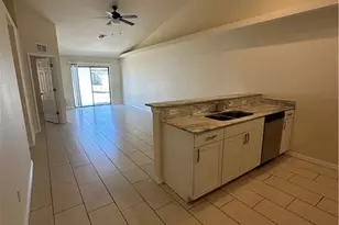 4521 SW 9th Ave, Cape Coral, FL 33914 - Photo 5