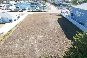 12110 Siesta Dr, Fort Myers Beach, FL 33931 - Photo 15