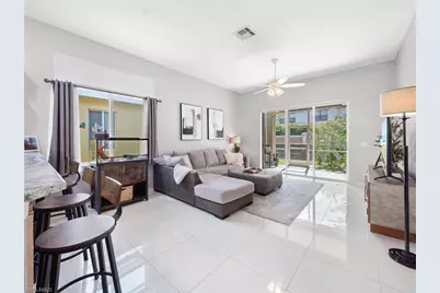 15620 Laguna Hills Dr, Fort Myers, FL 33908 - Photo 11