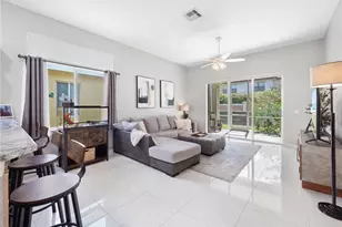 15620 Laguna Hills Dr, Fort Myers, FL 33908 - Photo 11