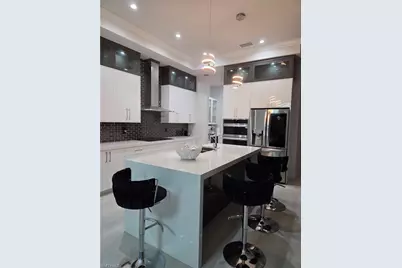 239 20th Ave NE, Naples, FL 34120 - Photo 17