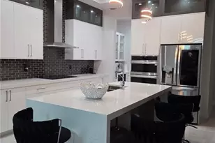 239 20th Ave NE, Naples, FL 34120 - Photo 17