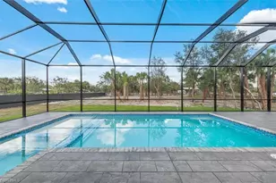 239 20th Ave NE, Naples, FL 34120 - Photo 7