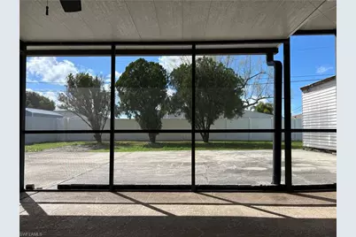 2128 SE 4th St, Cape Coral, FL 33990 - Photo 21