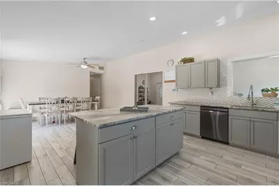 8635 Exeter St, Fort Myers, FL 33907 - Photo 15