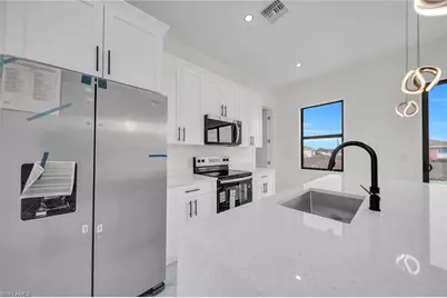 4003 10th St SW, Lehigh Acres, FL 33976 - Photo 7