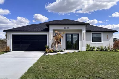 9005 Penny Cir, Labelle, FL 33935 - Photo 1