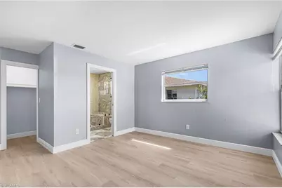 527 SE 6th Ave #B, Cape Coral, FL 33990 - Photo 15