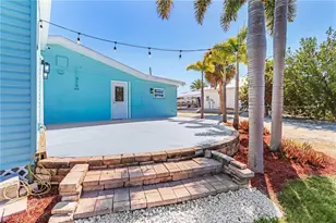 2371 Baybreeze St, Saint James City, FL 33956 - Photo 23