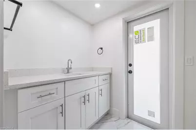 1124 SE 31st St, Cape Coral, FL 33904 - Photo 25