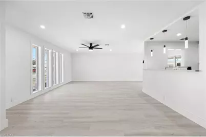 1124 SE 31st St, Cape Coral, FL 33904 - Photo 9