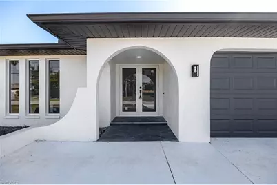 1124 SE 31st St, Cape Coral, FL 33904 - Photo 3