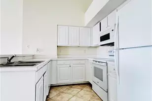 4109 Residence Drive, Fort Myers, FL 33901 - Photo 13