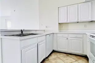 4109 Residence Drive, Fort Myers, FL 33901 - Photo 17