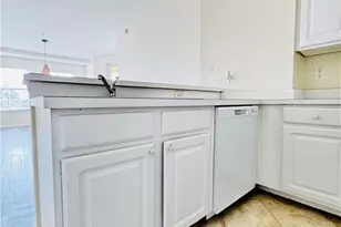 4109 Residence Drive, Fort Myers, FL 33901 - Photo 15