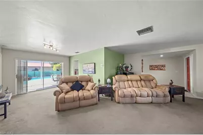 2172 Lochmoor Cir, North Fort Myers, FL 33903 - Photo 9